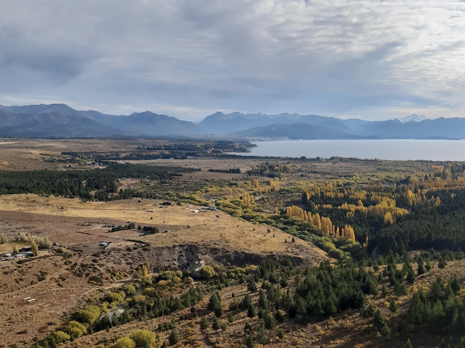Parque Cerro Leones - Image 1