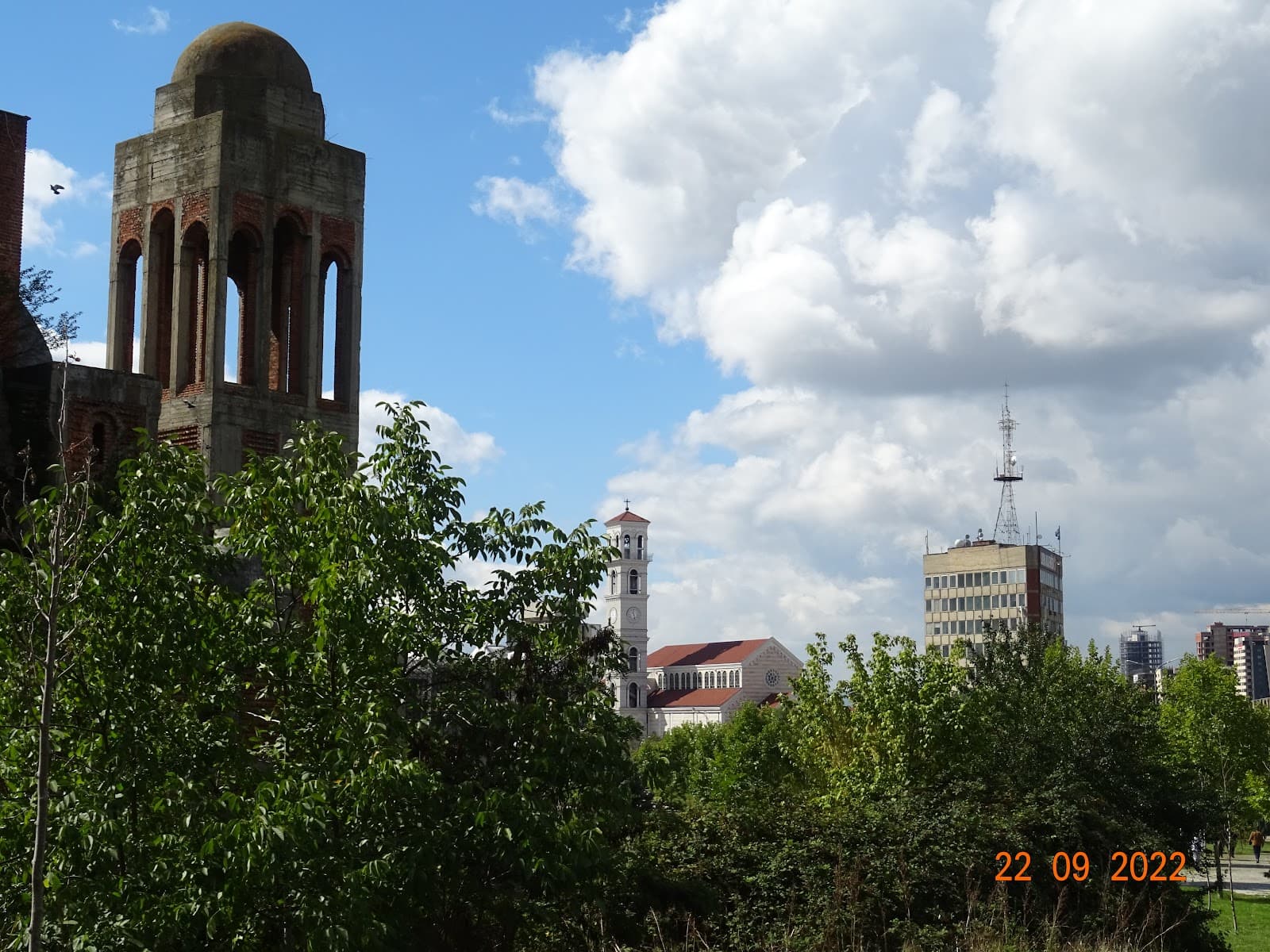 Grand Hotel Prishtina - Image 1