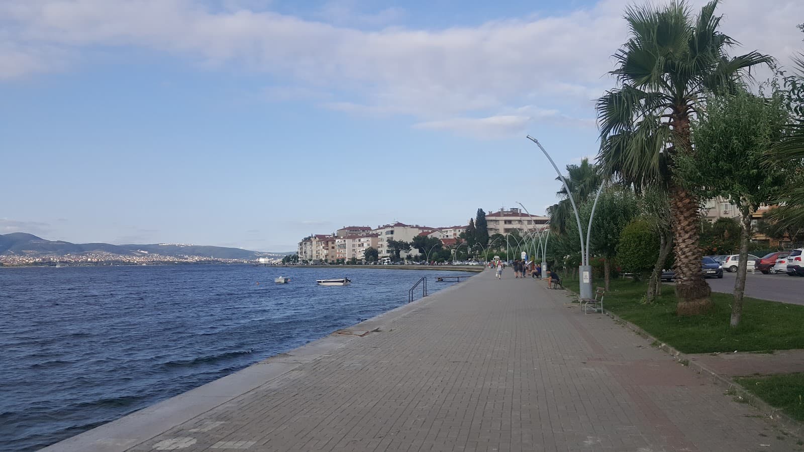 Değirmendere Waterfront - Image 1