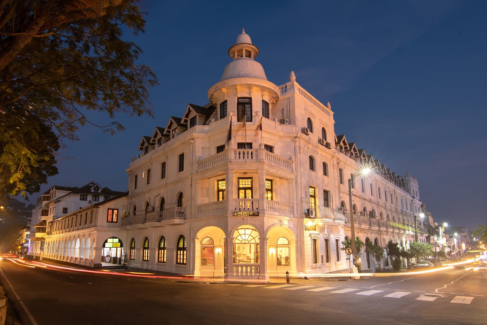 Queen's Hotel Kandy - Image 1