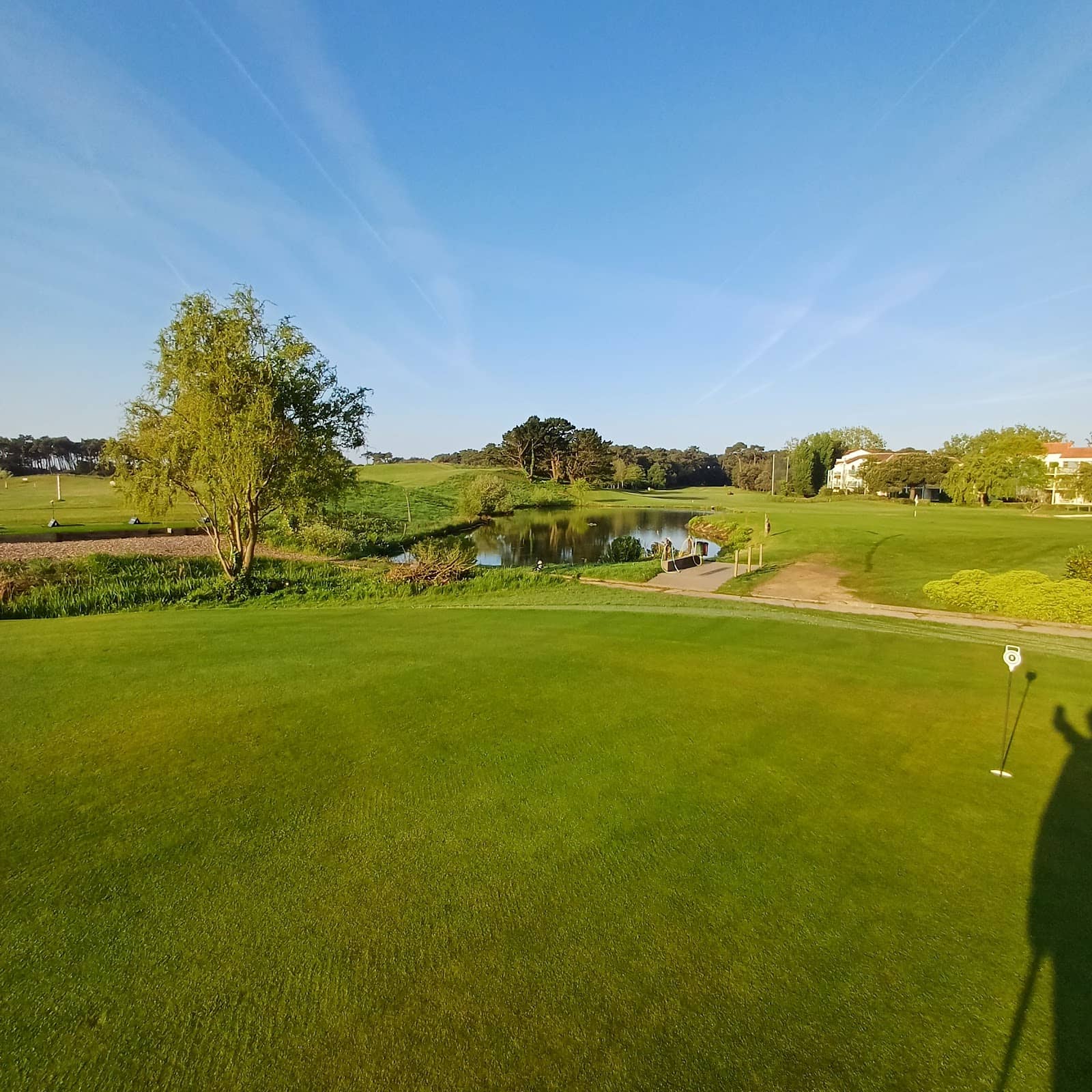 Practice Green & Clubhouse