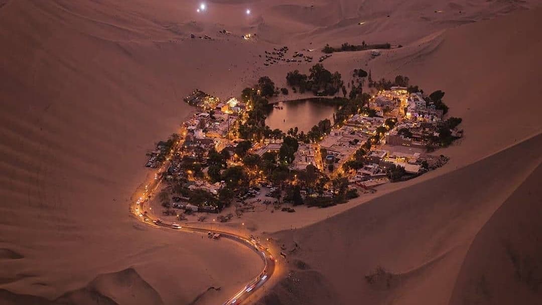 Huacachina Oasis - Image 1