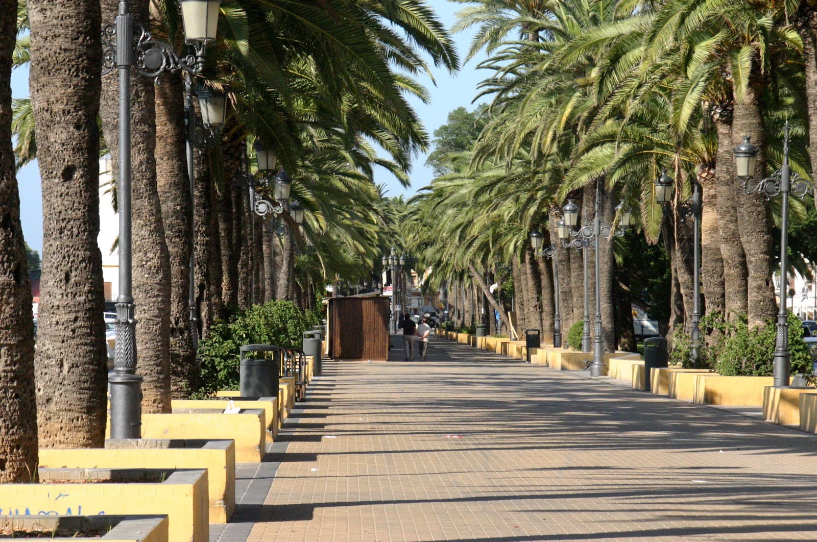 Parque Calderón y Vergel del Conde - Image 1