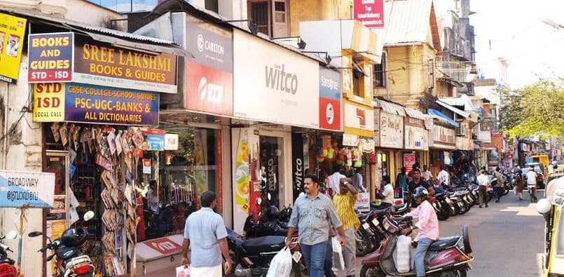 Local Produce and Snacks