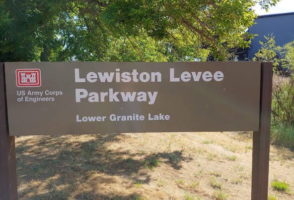 Lewiston Levee Parkway Trail - Image 1