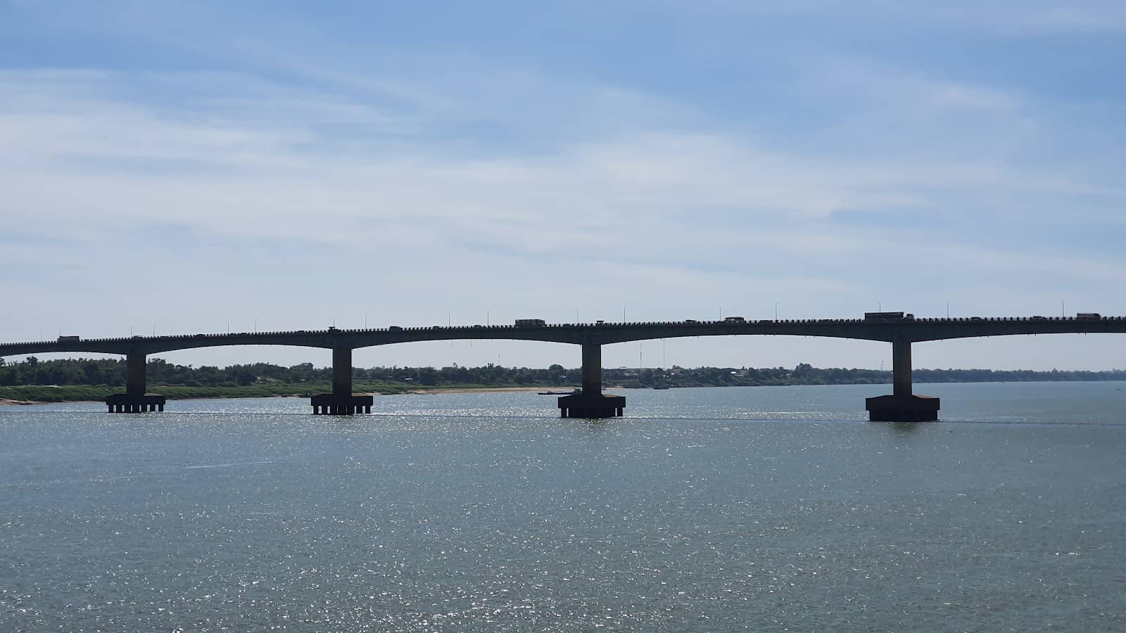 Mekong River Views & Bridge