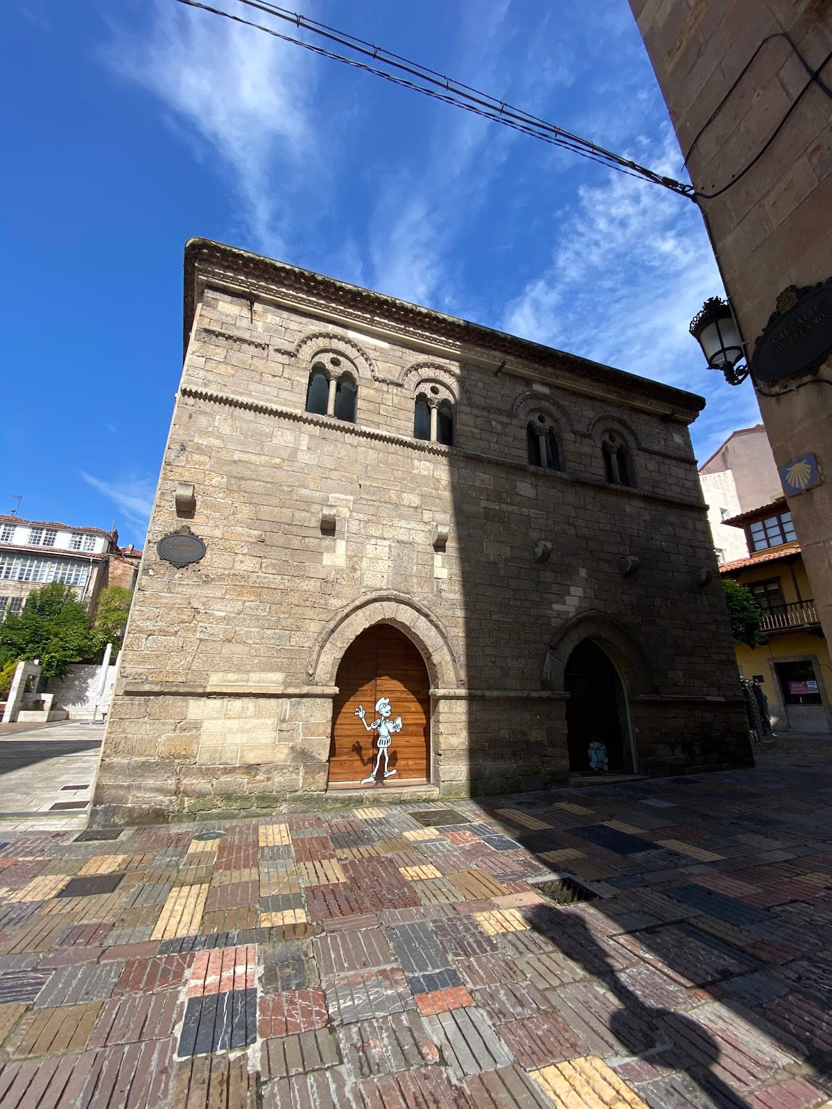 Palacio de Valdecarzana - Image 1