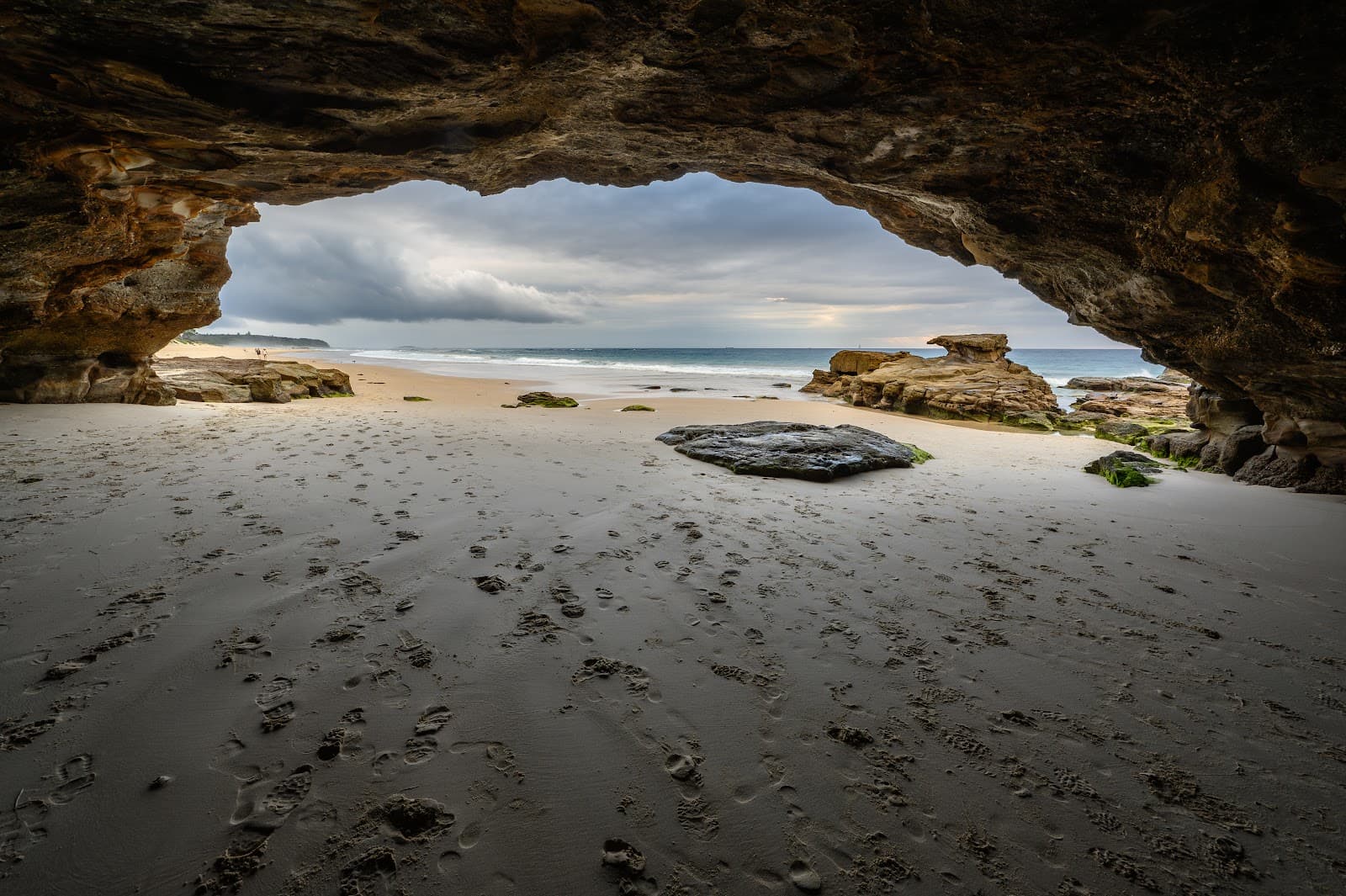 Caves Beach Sea Caves - Image 1