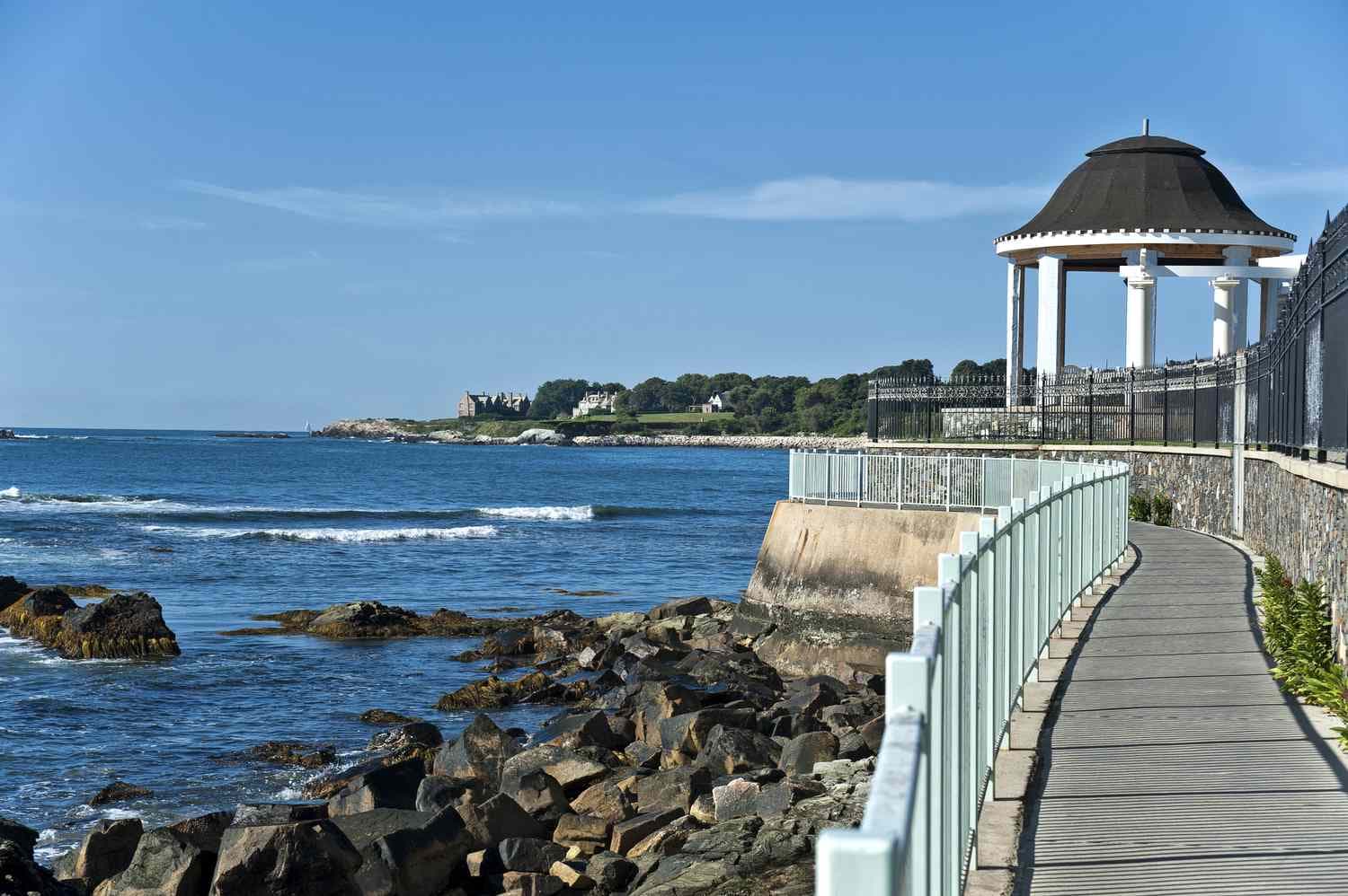 Newport Cliff Walk - Image 1