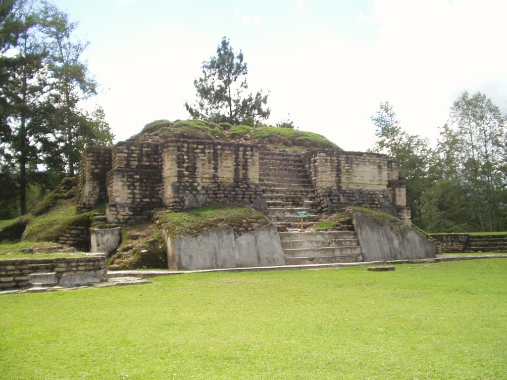 Iximché Archaeological Site - Image 1