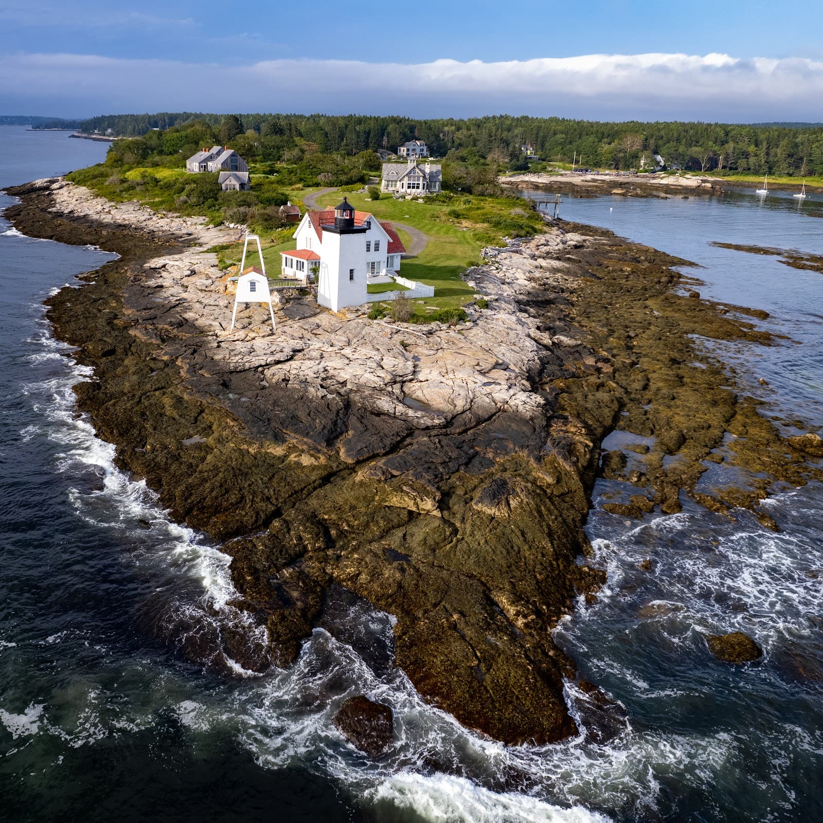 Hendricks Head Lighthouse - Image 1