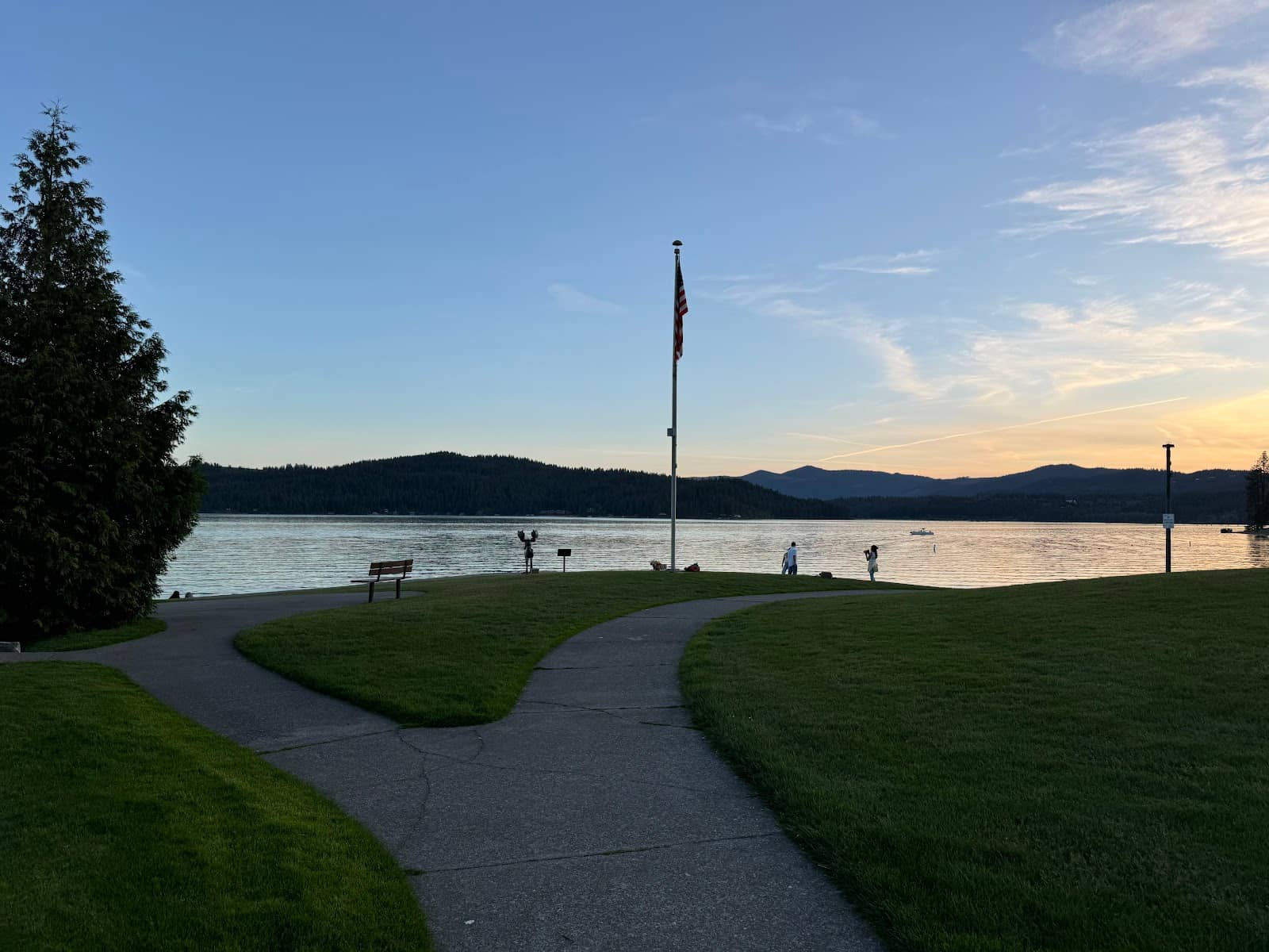 Lake Cruises & Tours