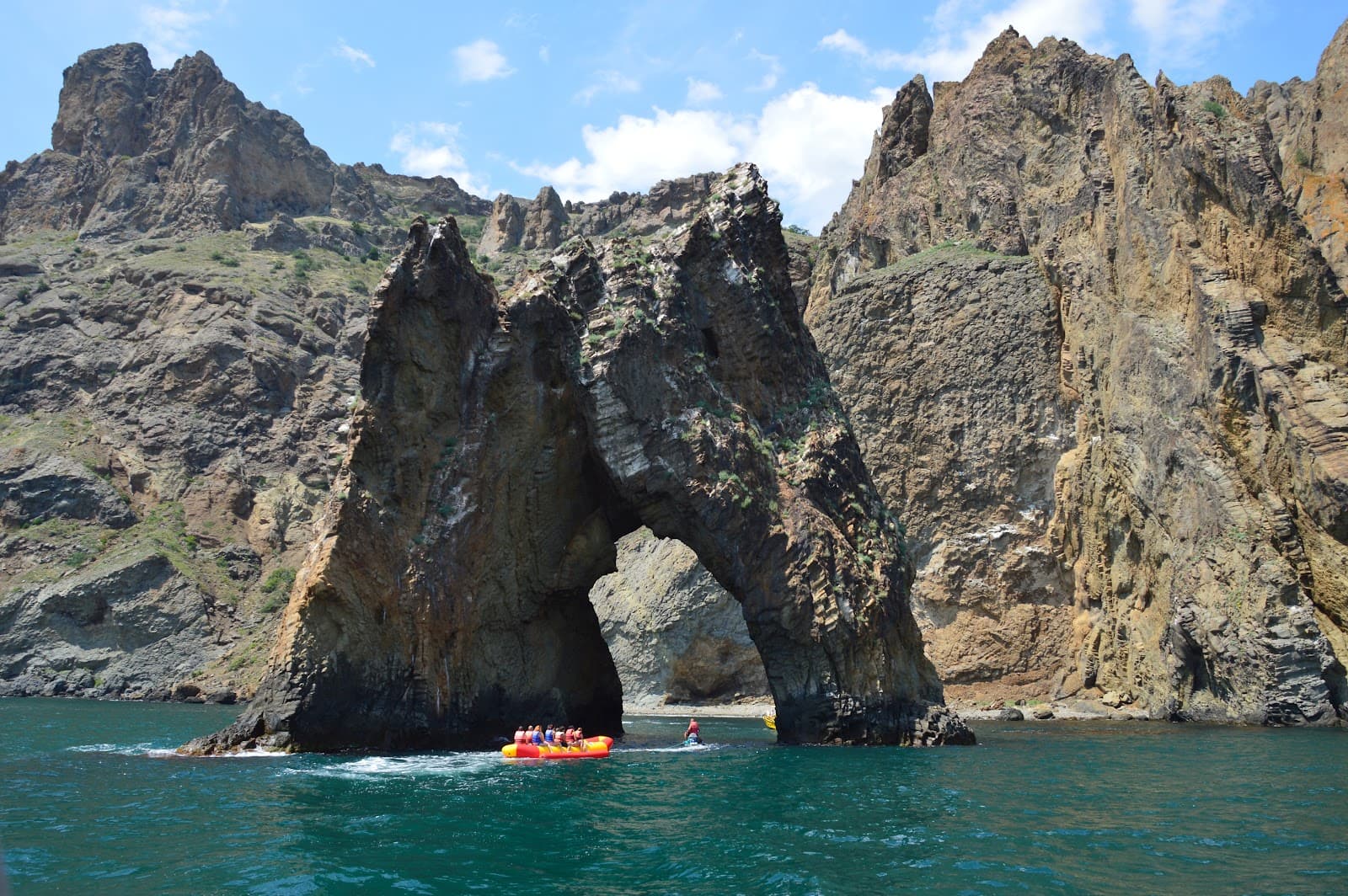 Golden Gate Arch (Karadag) - Image 1