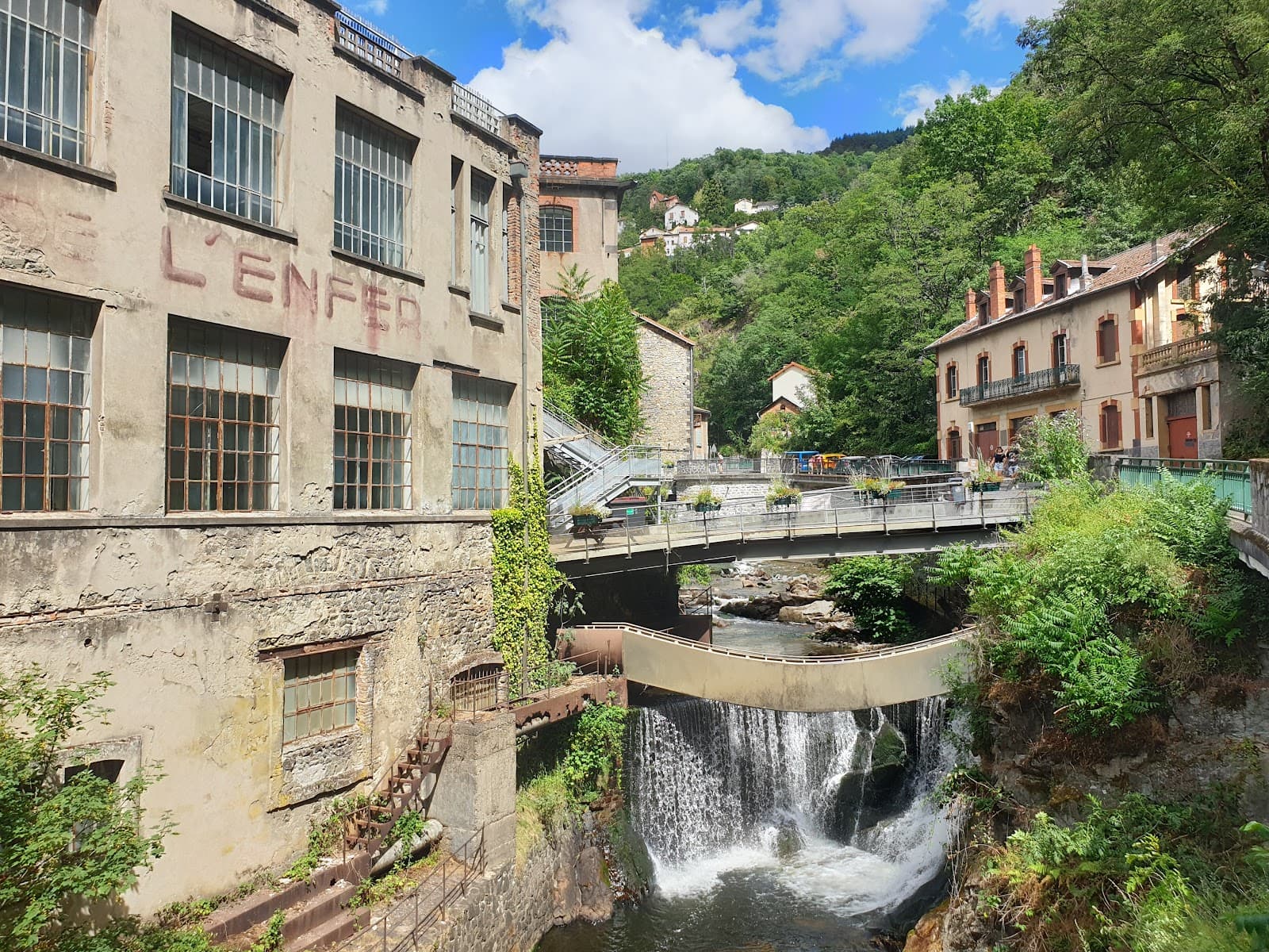 Le Creux de l'Enfer (Contemporary Art Center) - Image 1
