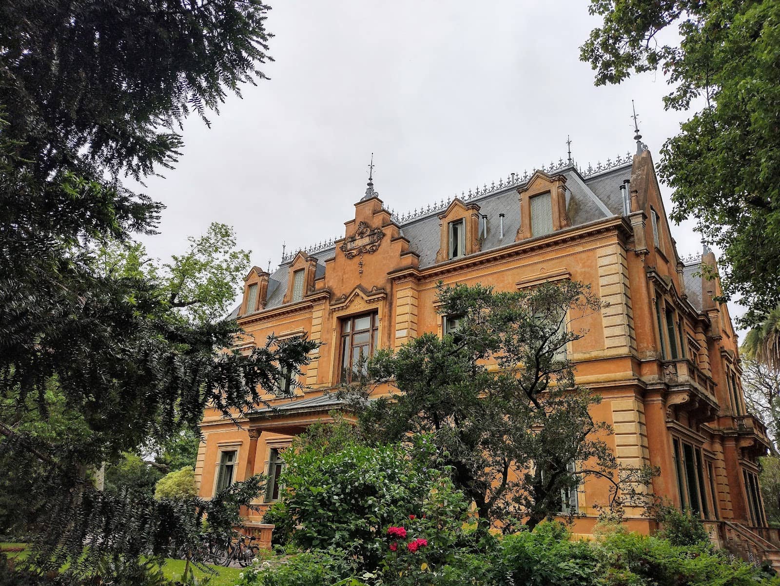 Local Architecture