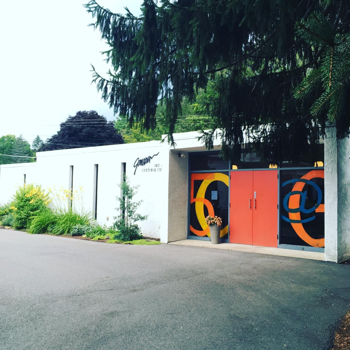 Gmeiner Art & Cultural Center - Image 1