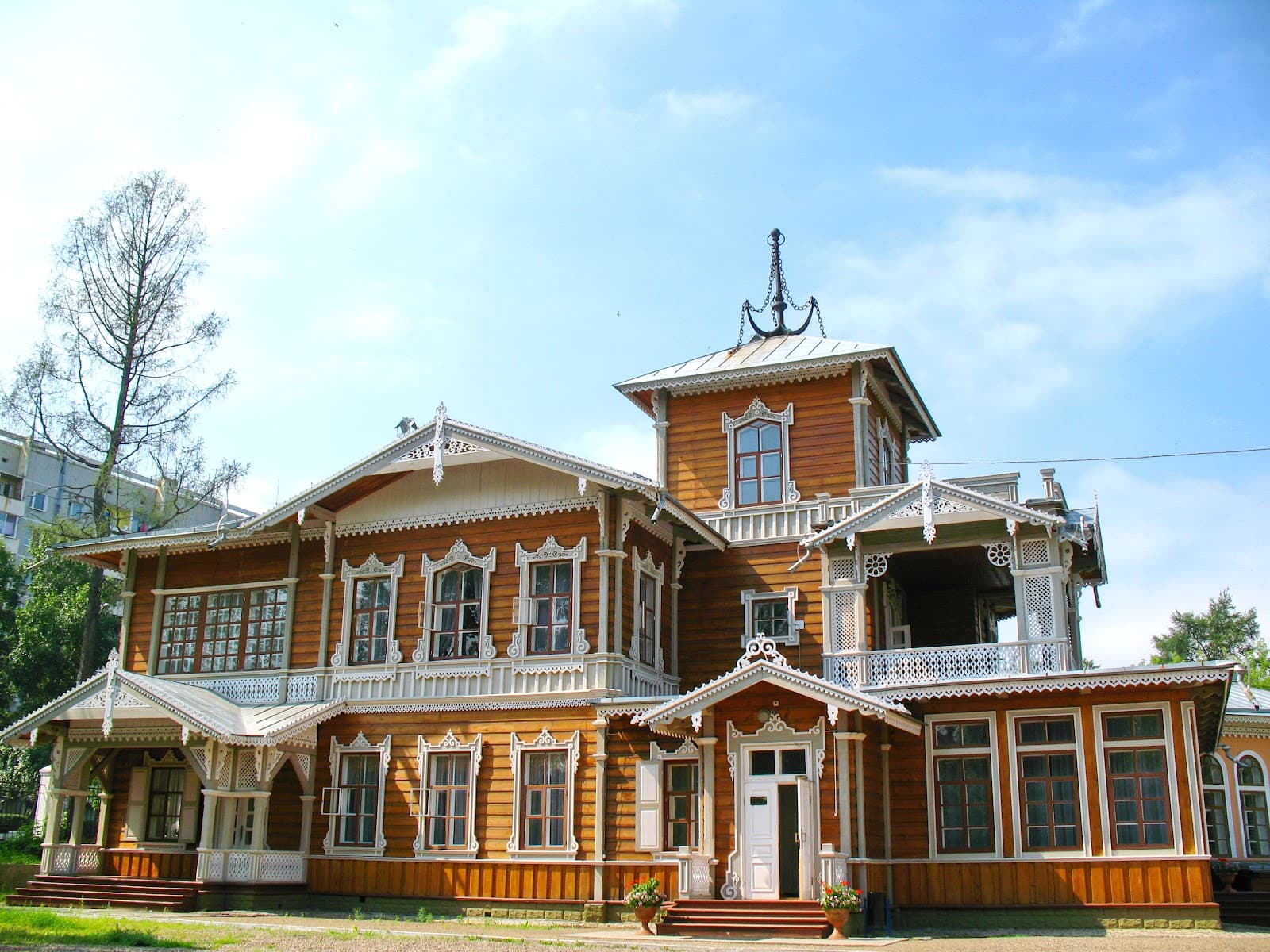 Sukachev Estate - Image 1