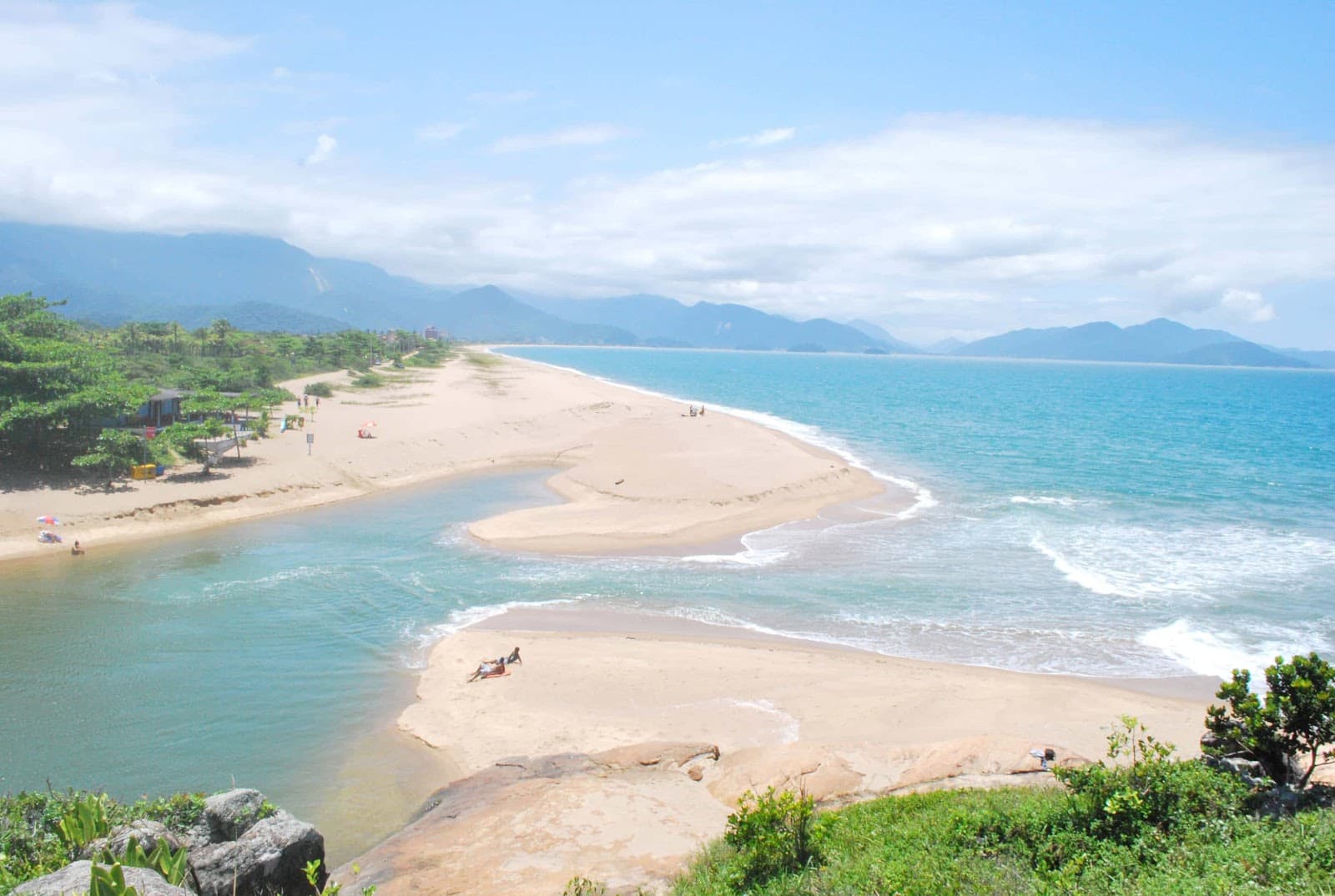 Praia do Capricórnio - Image 1