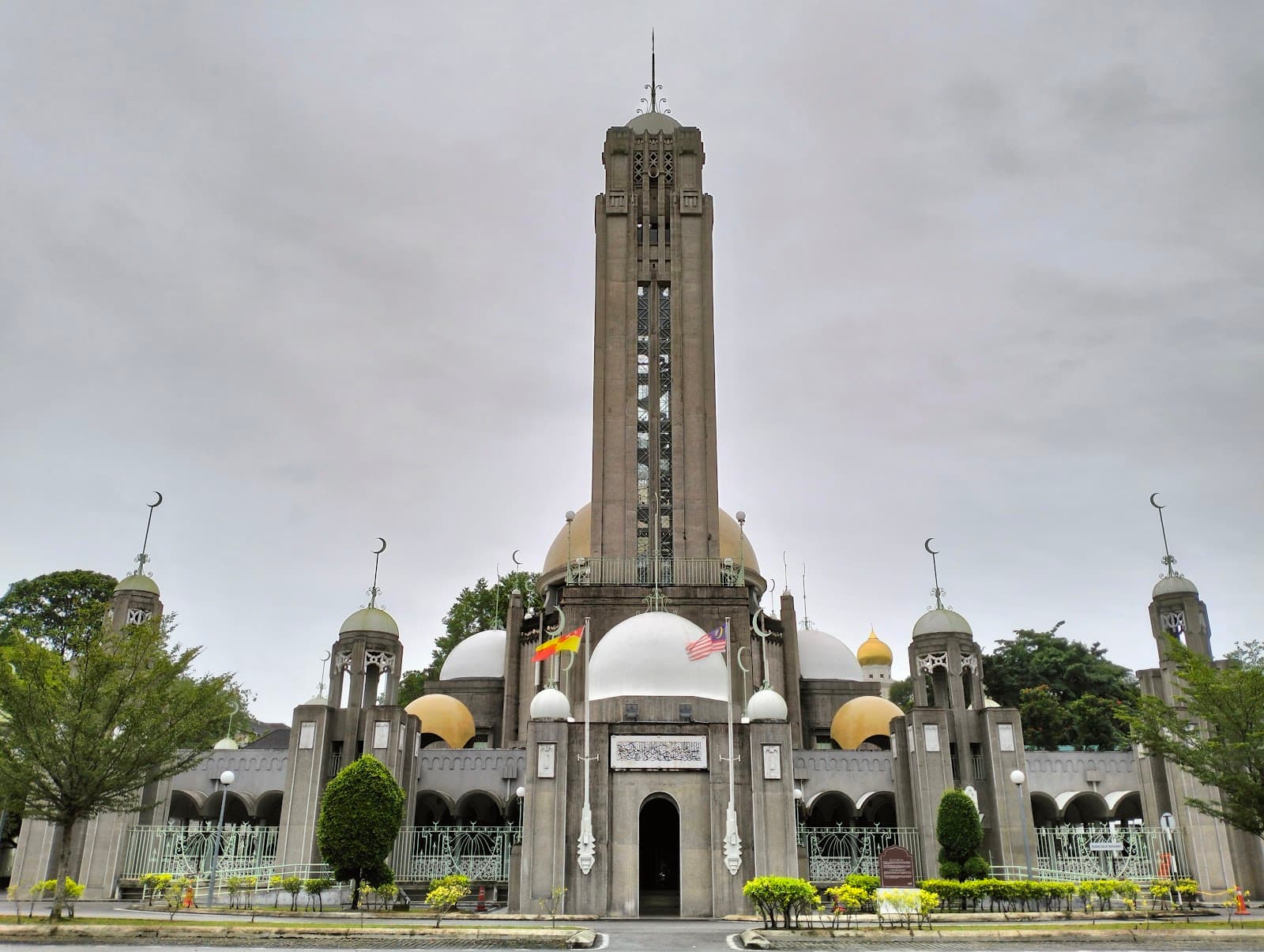 Sultan Suleiman Mosque - Image 1