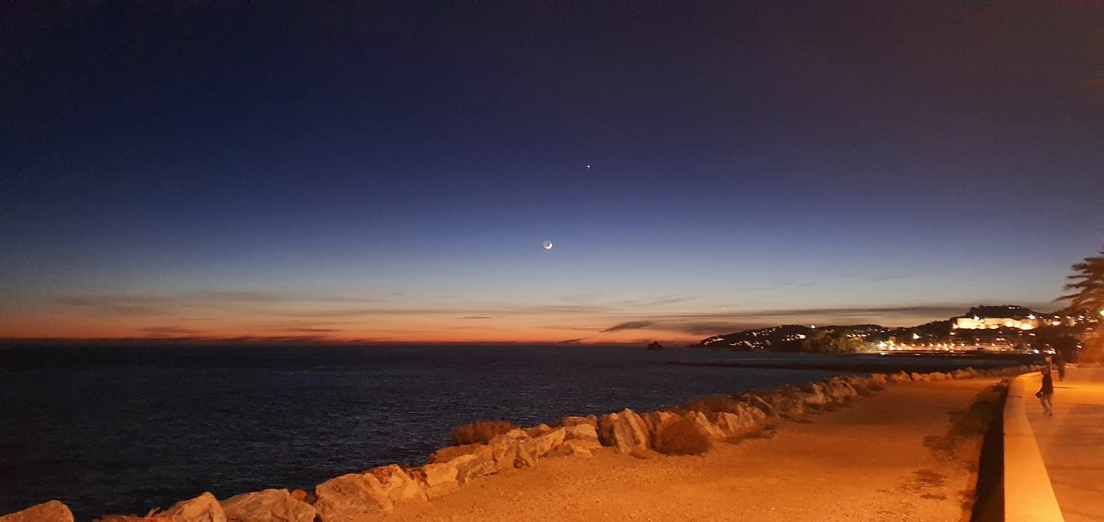 Paseo de Velilla - Image 1