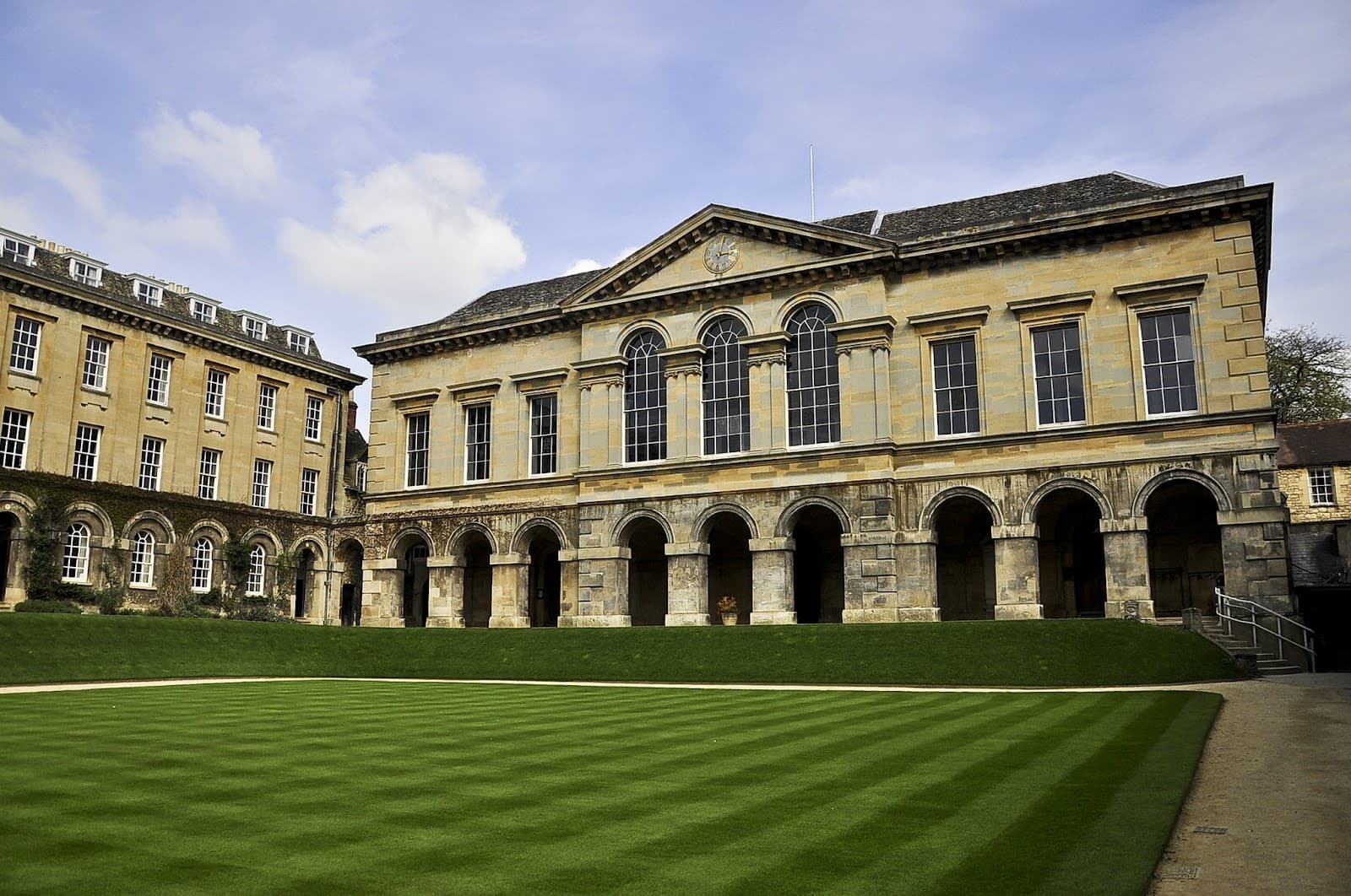 Worcester College Oxford - Image 1