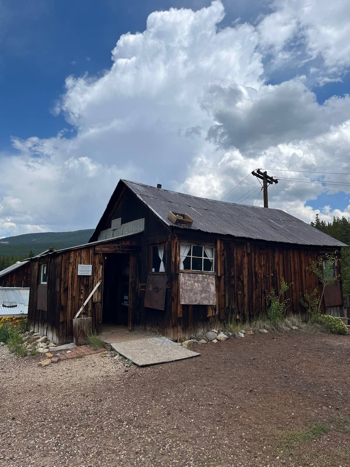 Mining History Exhibits