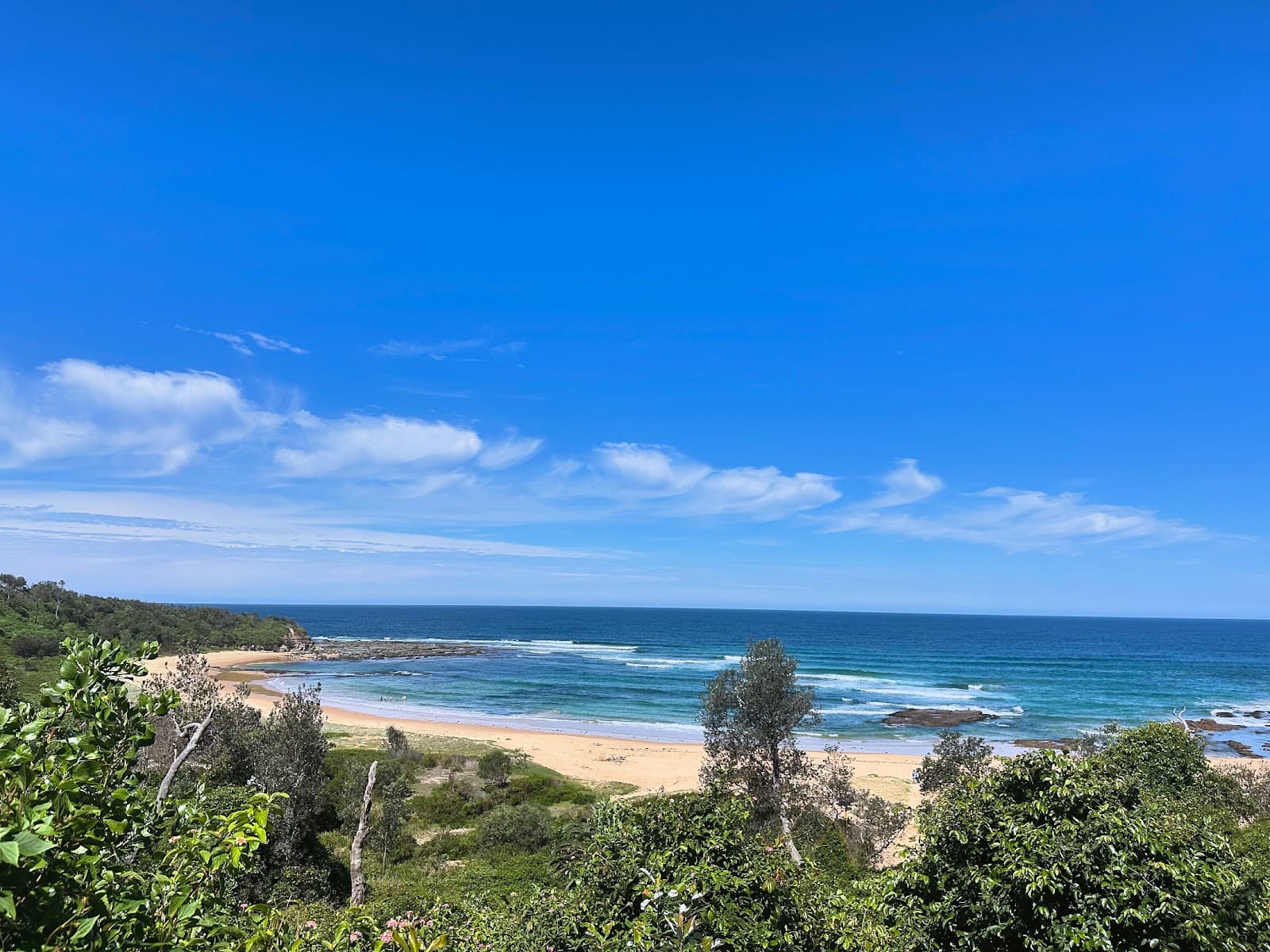 Bateau Bay Beach - Image 1