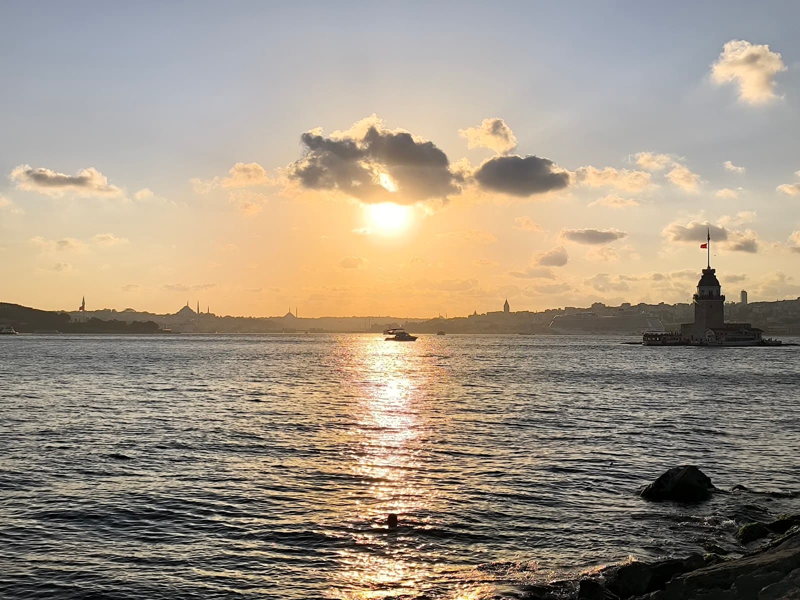 Üsküdar Salacak Coastline - Image 1