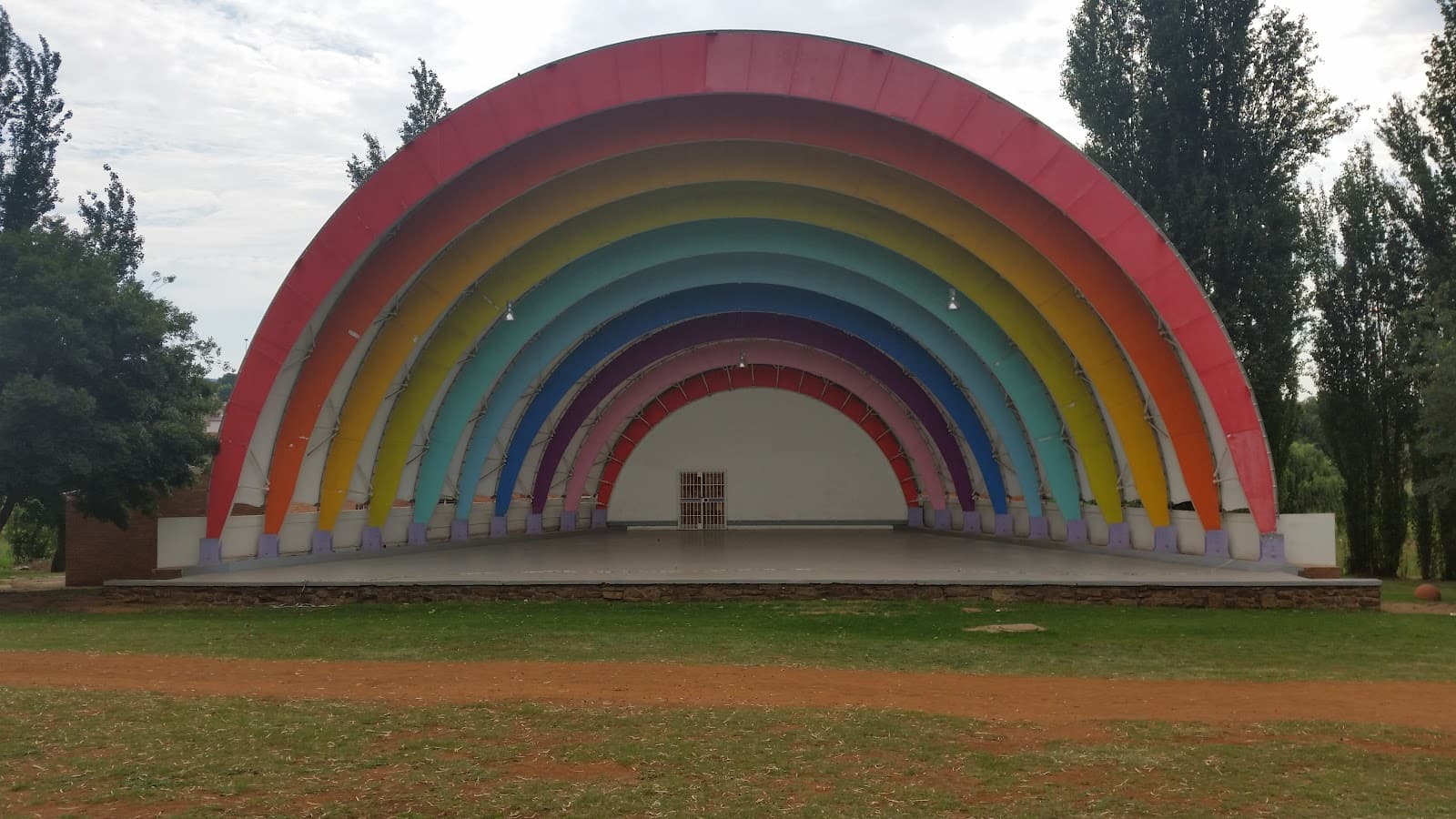 Mofolo Park - Image 1