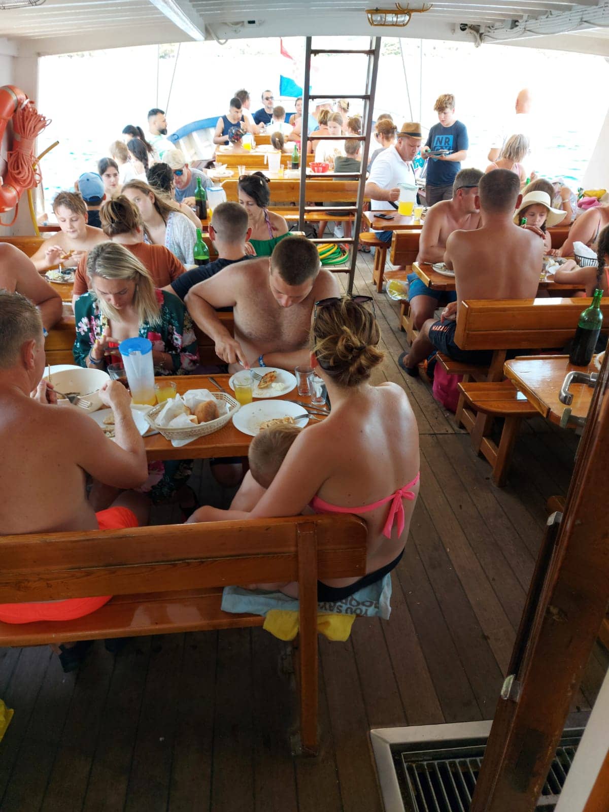 Secluded Bay Ambiance