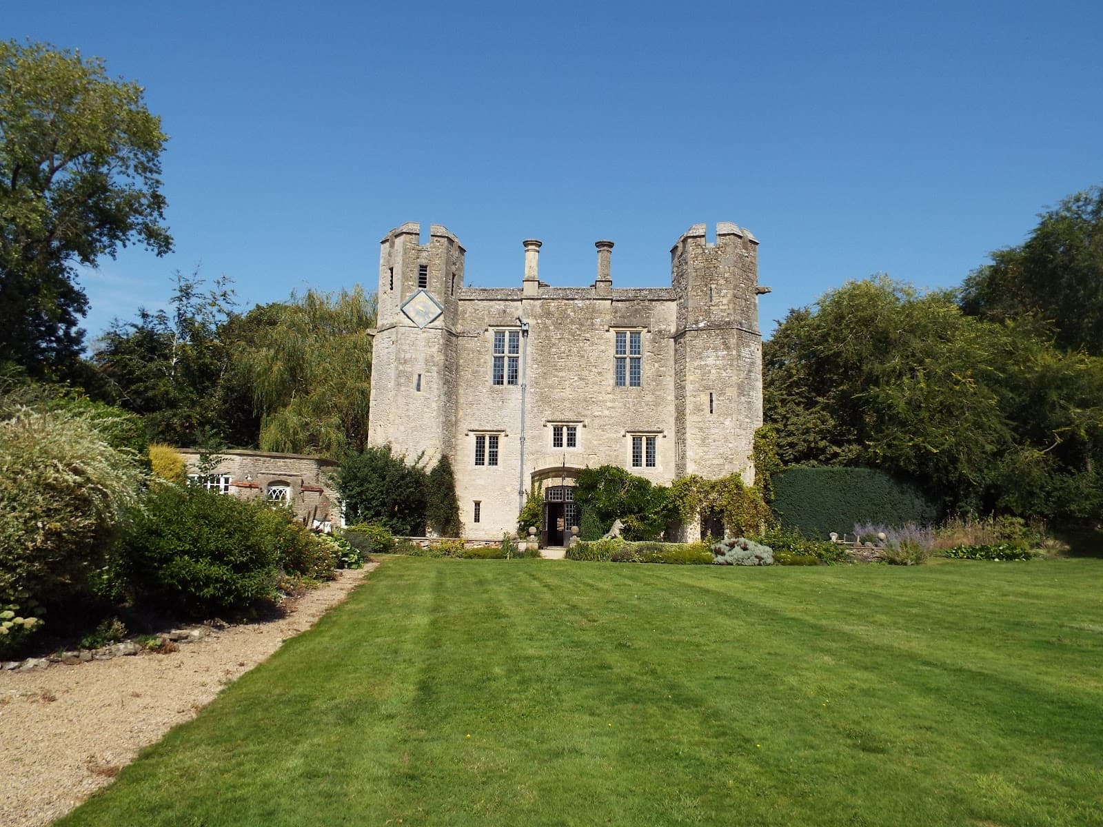 Boarstall Tower - Image 1