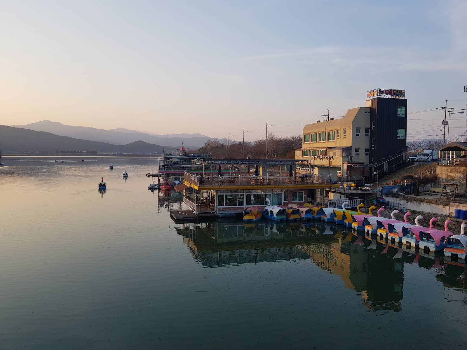 Uiam Lake Cycling Path