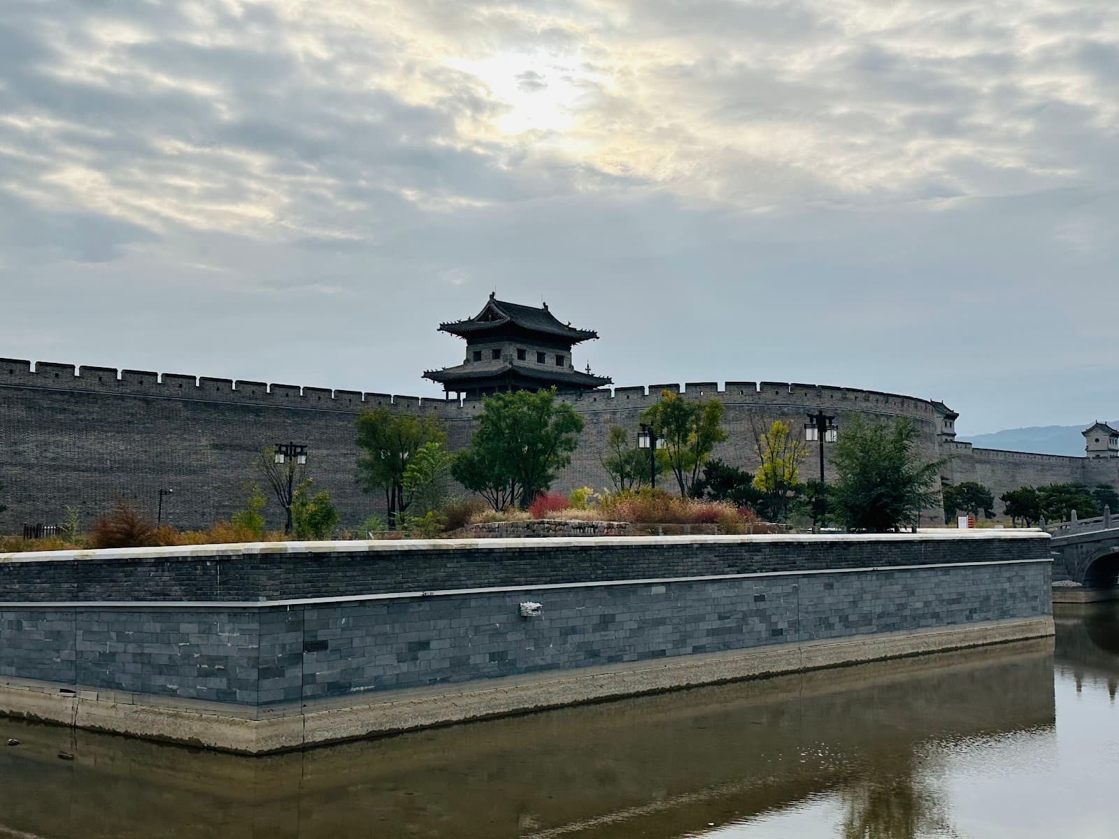 Jinyang Ancient City Ruins Park - Image 1