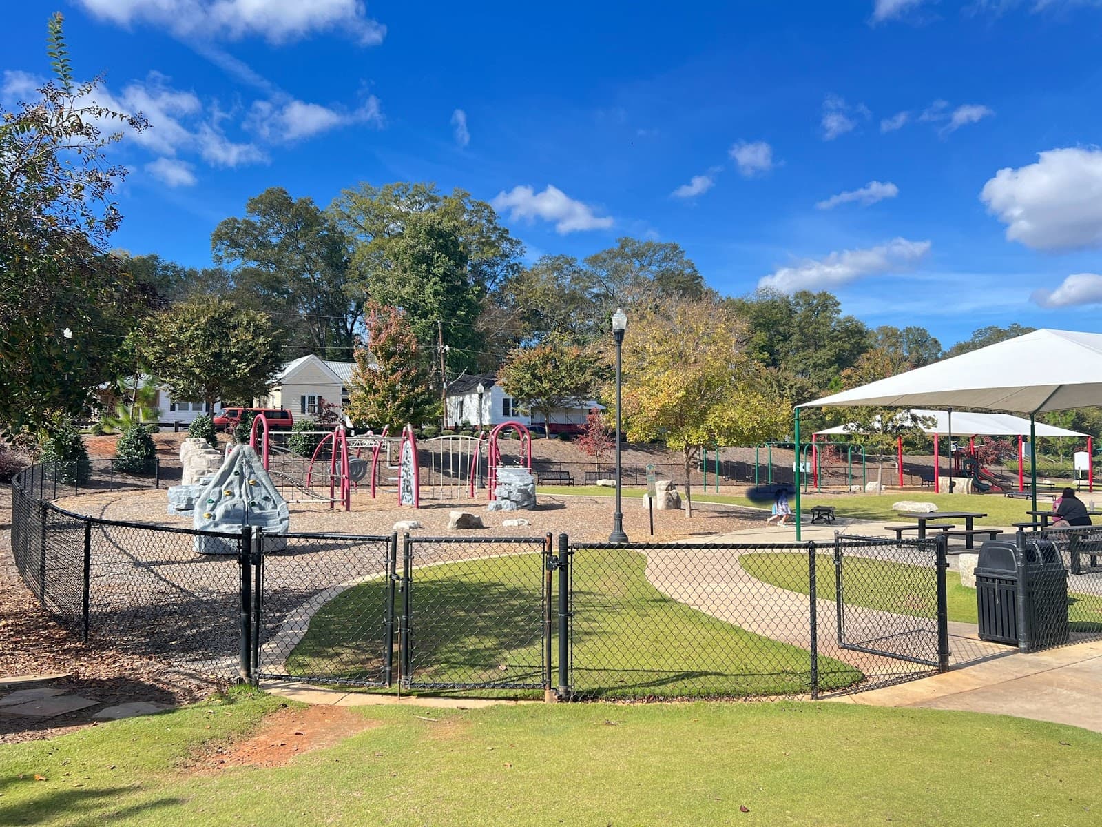 Southbend Park - Image 1