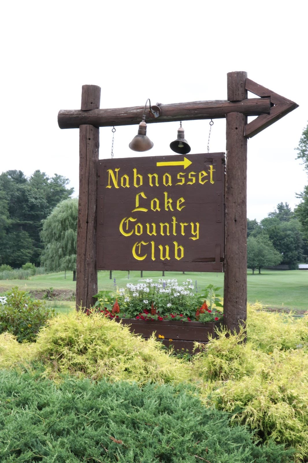 Nabnasset Lake Country Club - Image 1