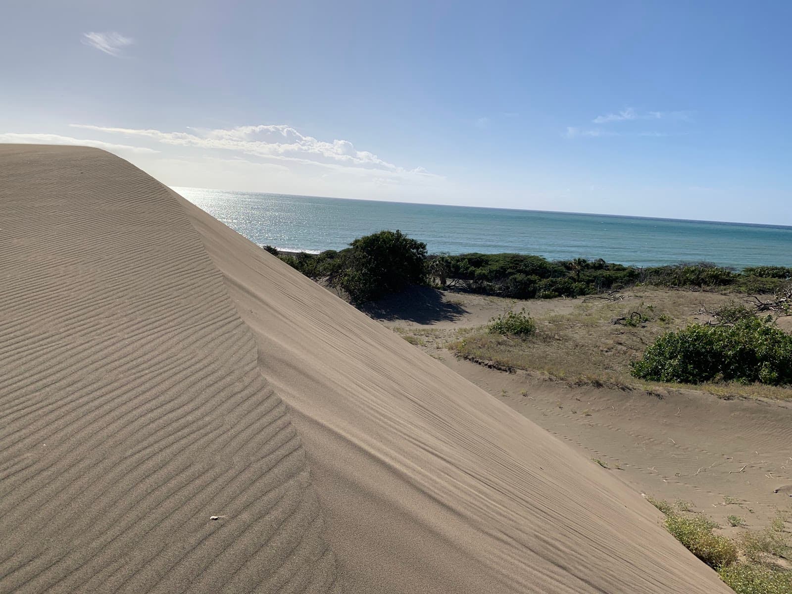 Dunas de Baní - Image 1