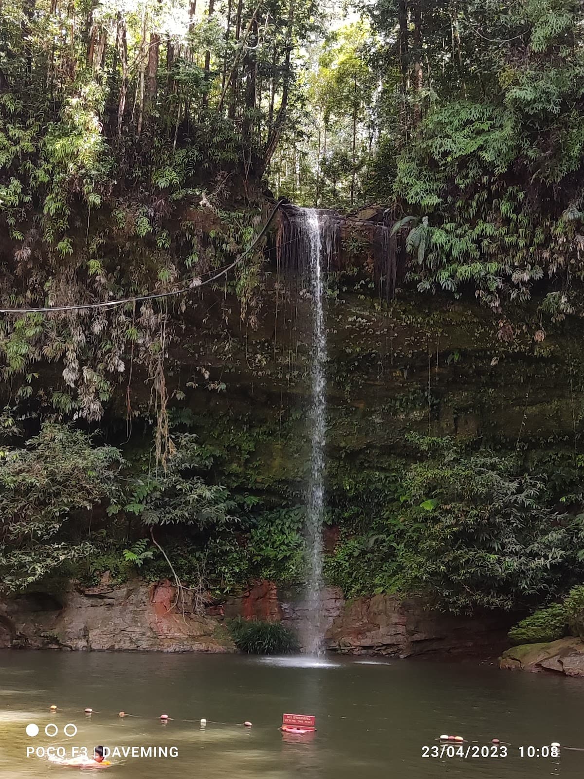 Latak Waterfall (Lambir) - Image 1