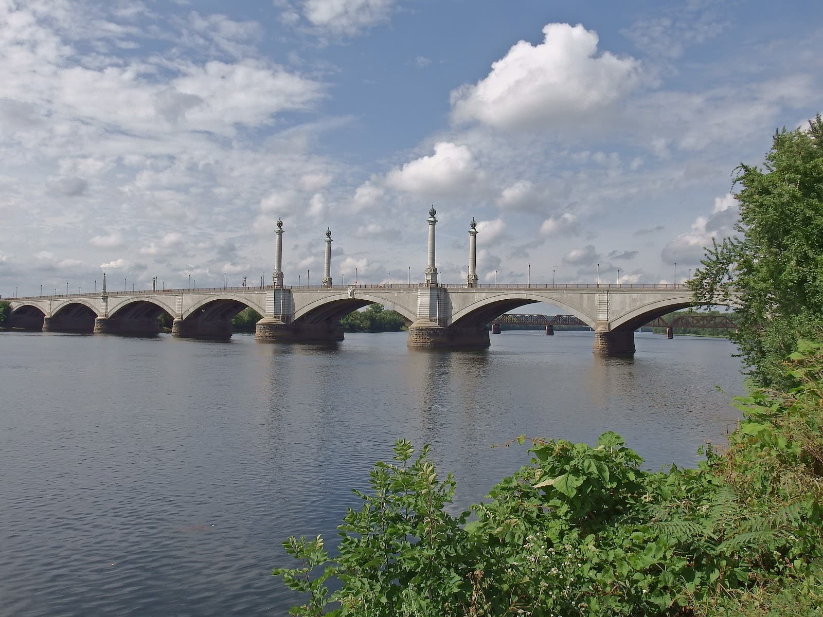 Memorial Bridge - Image 1