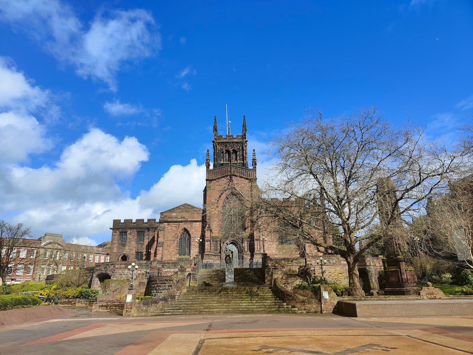 St Peter's Collegiate Church - Image 1