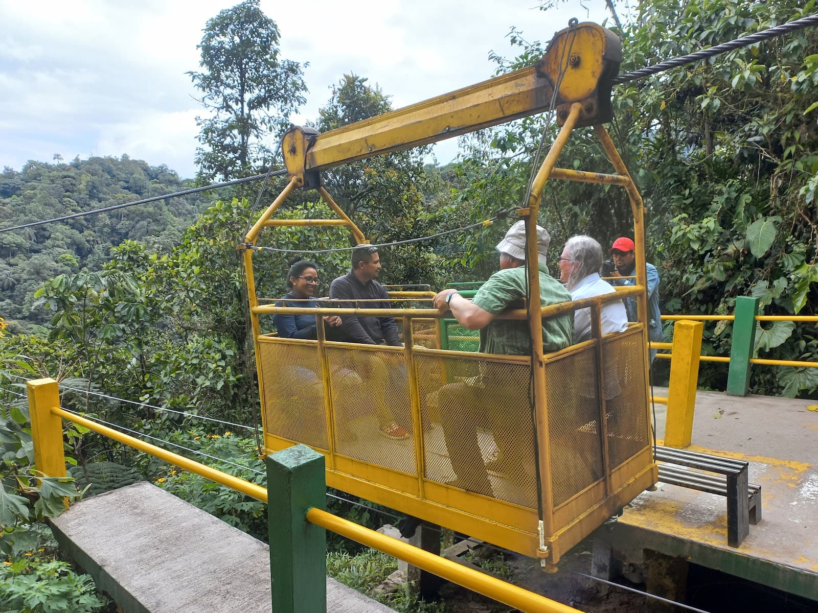 Tarabita Cable Car Baños - Image 1