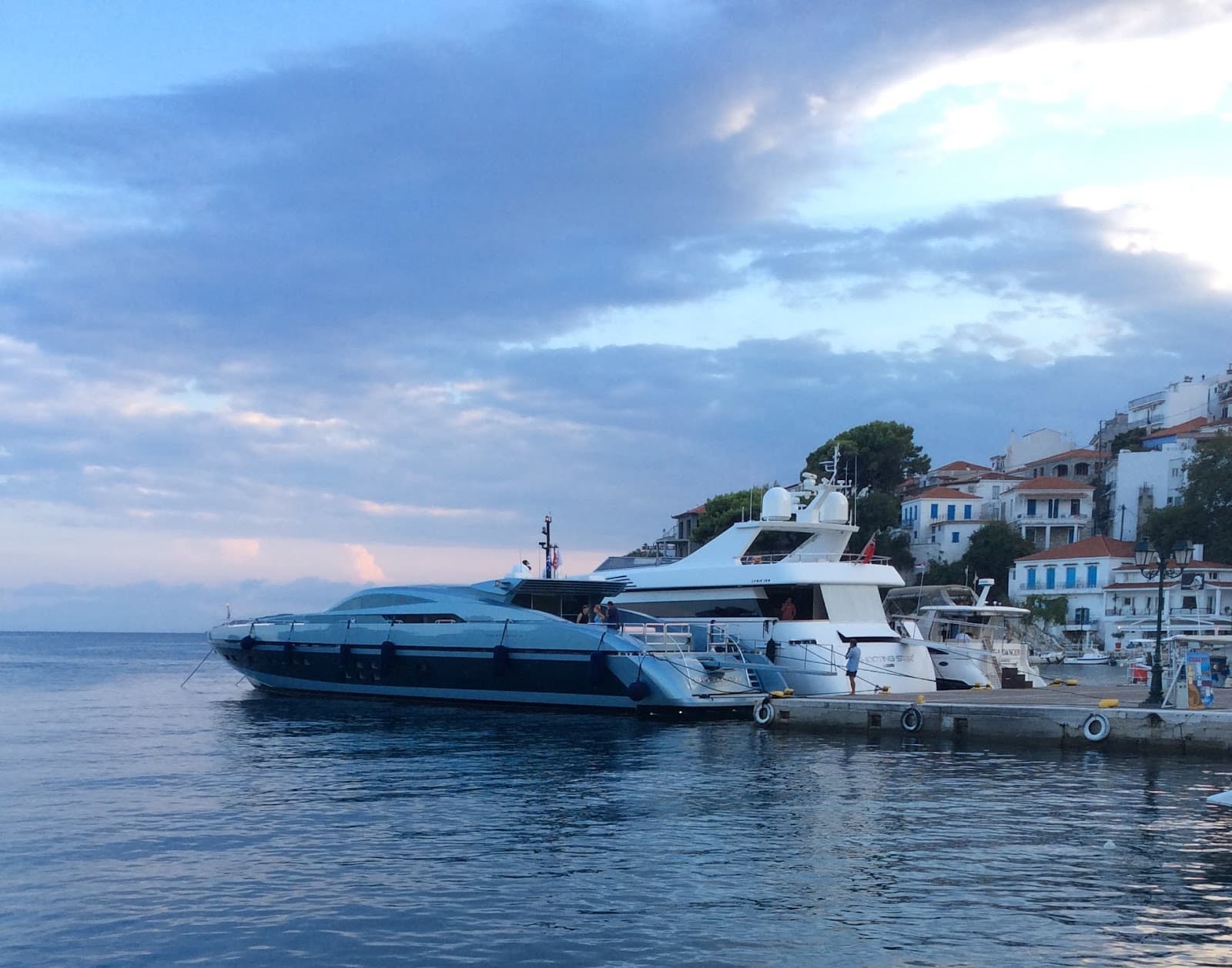 Old Port Promenade - Image 1