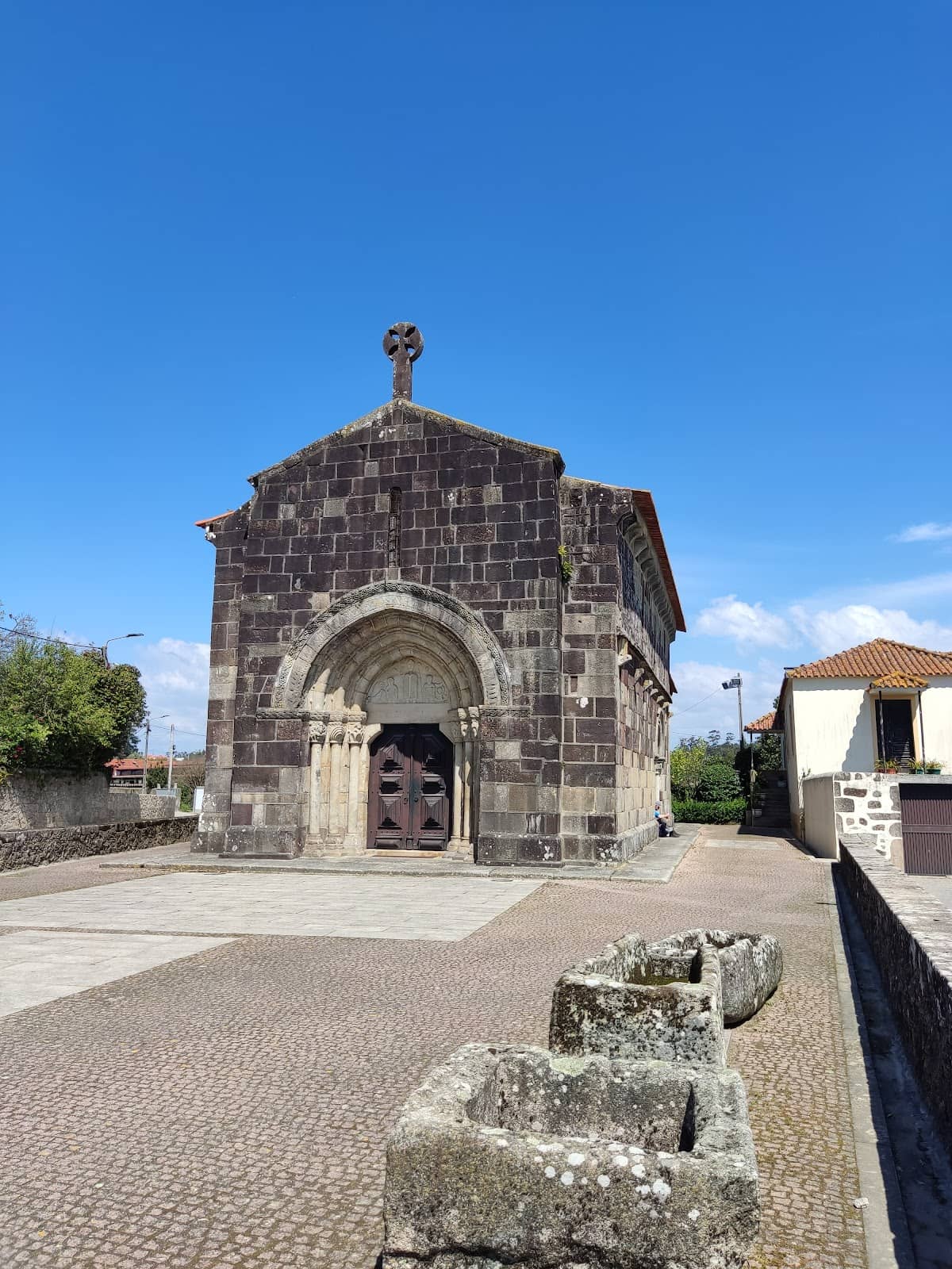 Capitals of the Main Portal