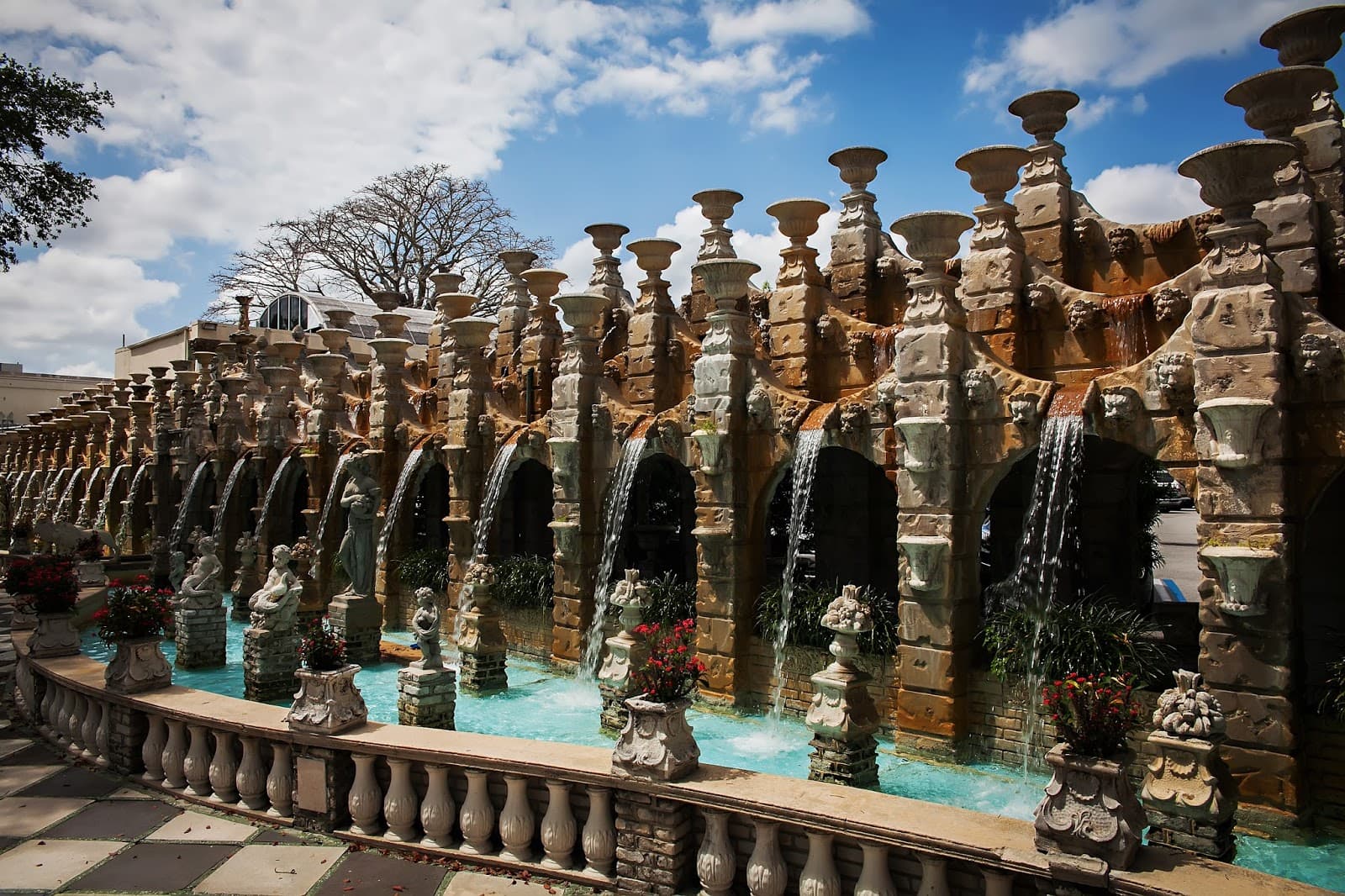 Kapok Special Events Center and Gardens - Image 1