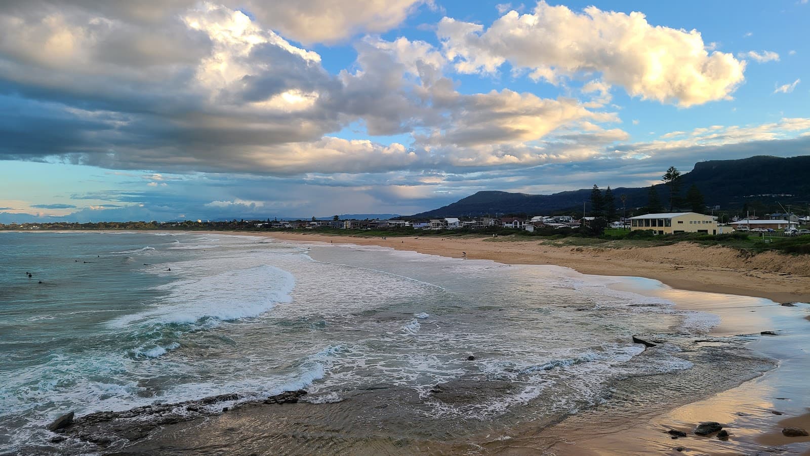 Woonona Beach - Image 1