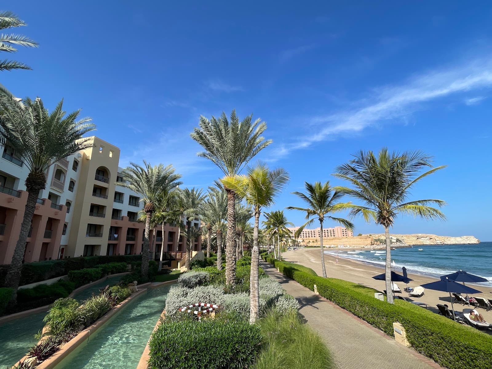 Barr Al Jissah Bays - Image 1