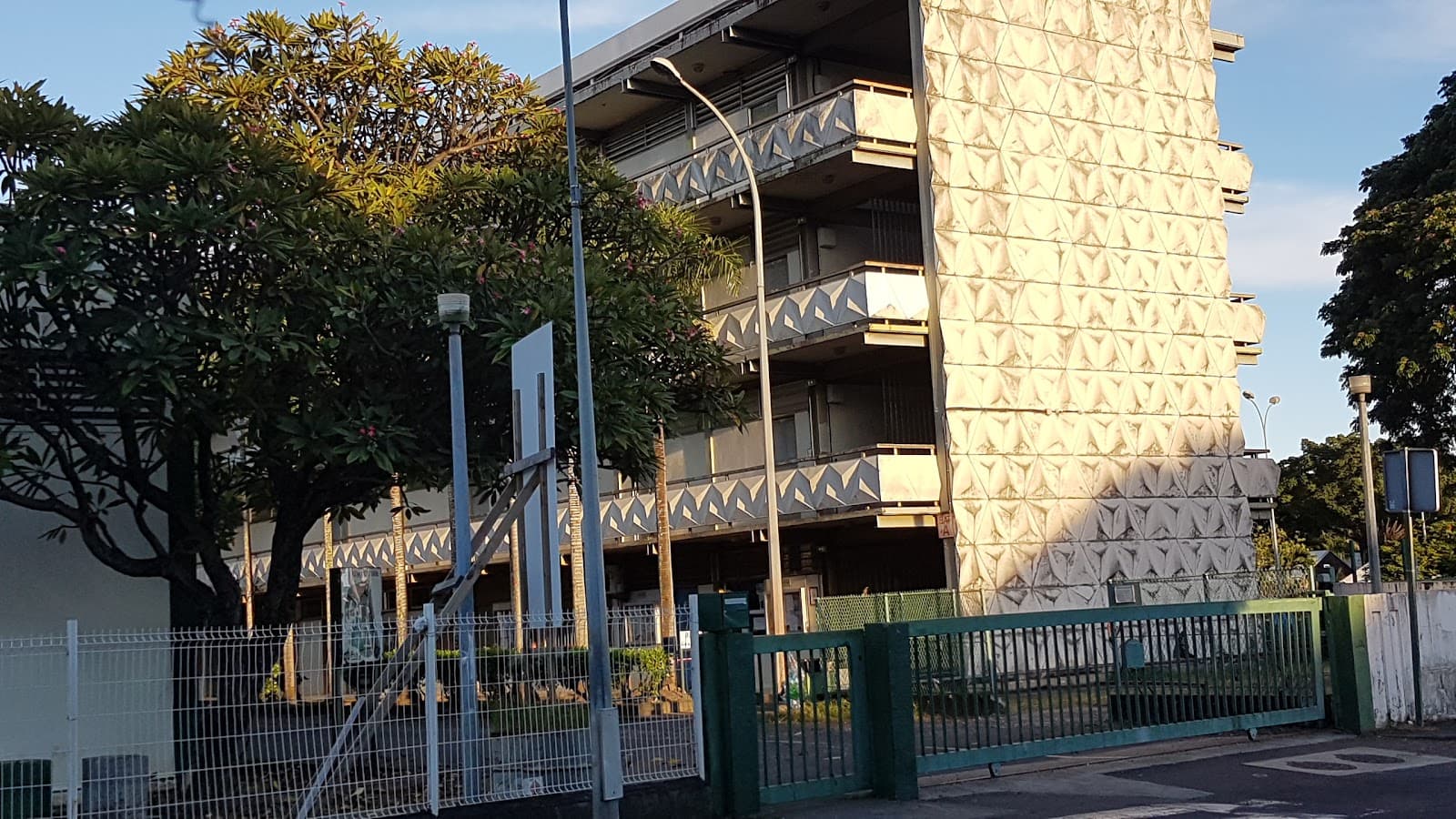 Diadème Te Tara o Maiao View - Image 1