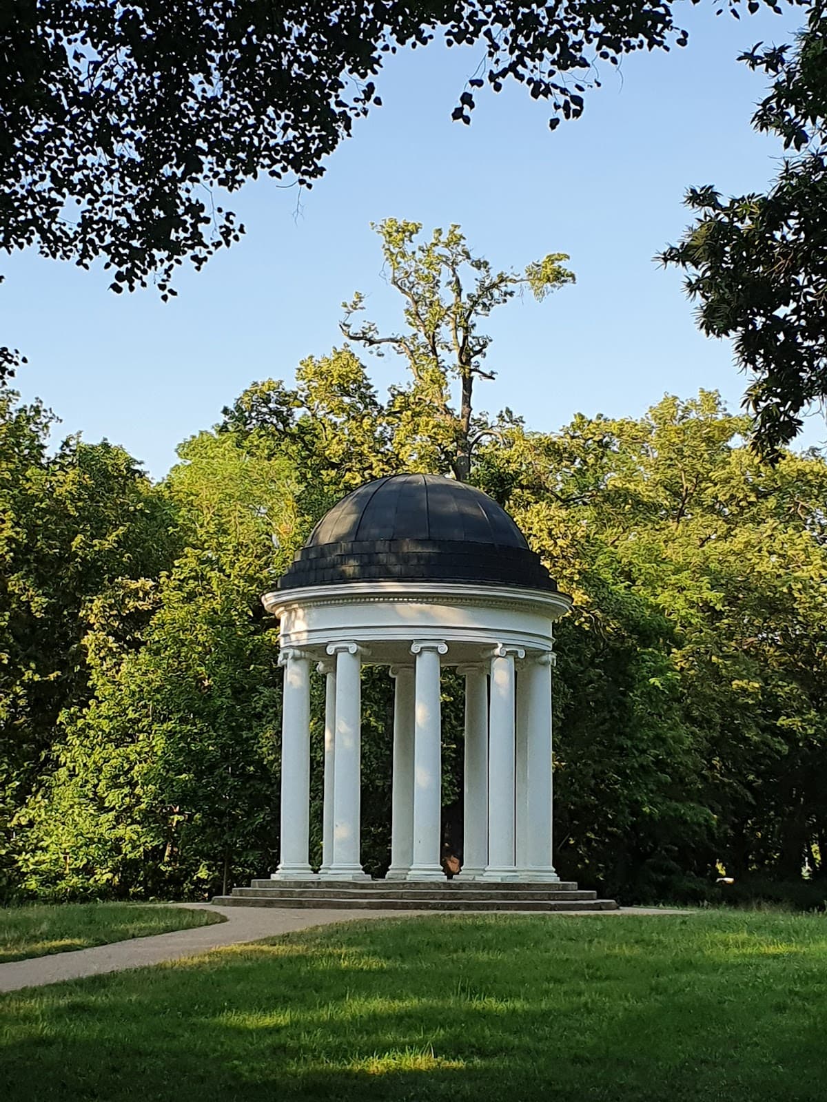 Georgengarten Dessau - Image 1