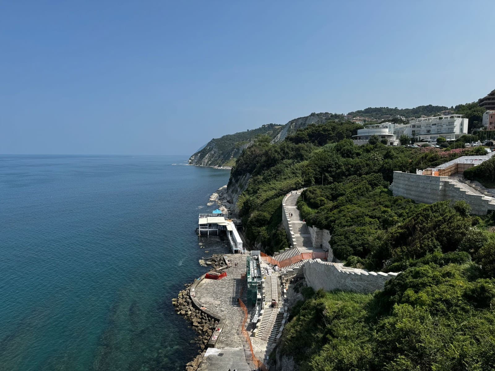 Passetto Elevator - Image 1