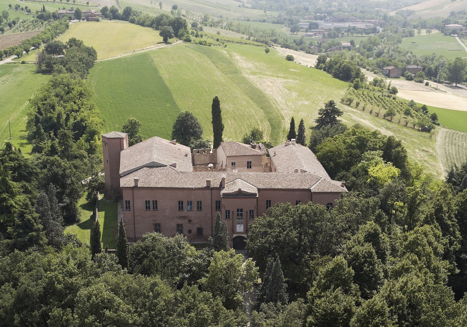 Castello di Spezzano - Image 1
