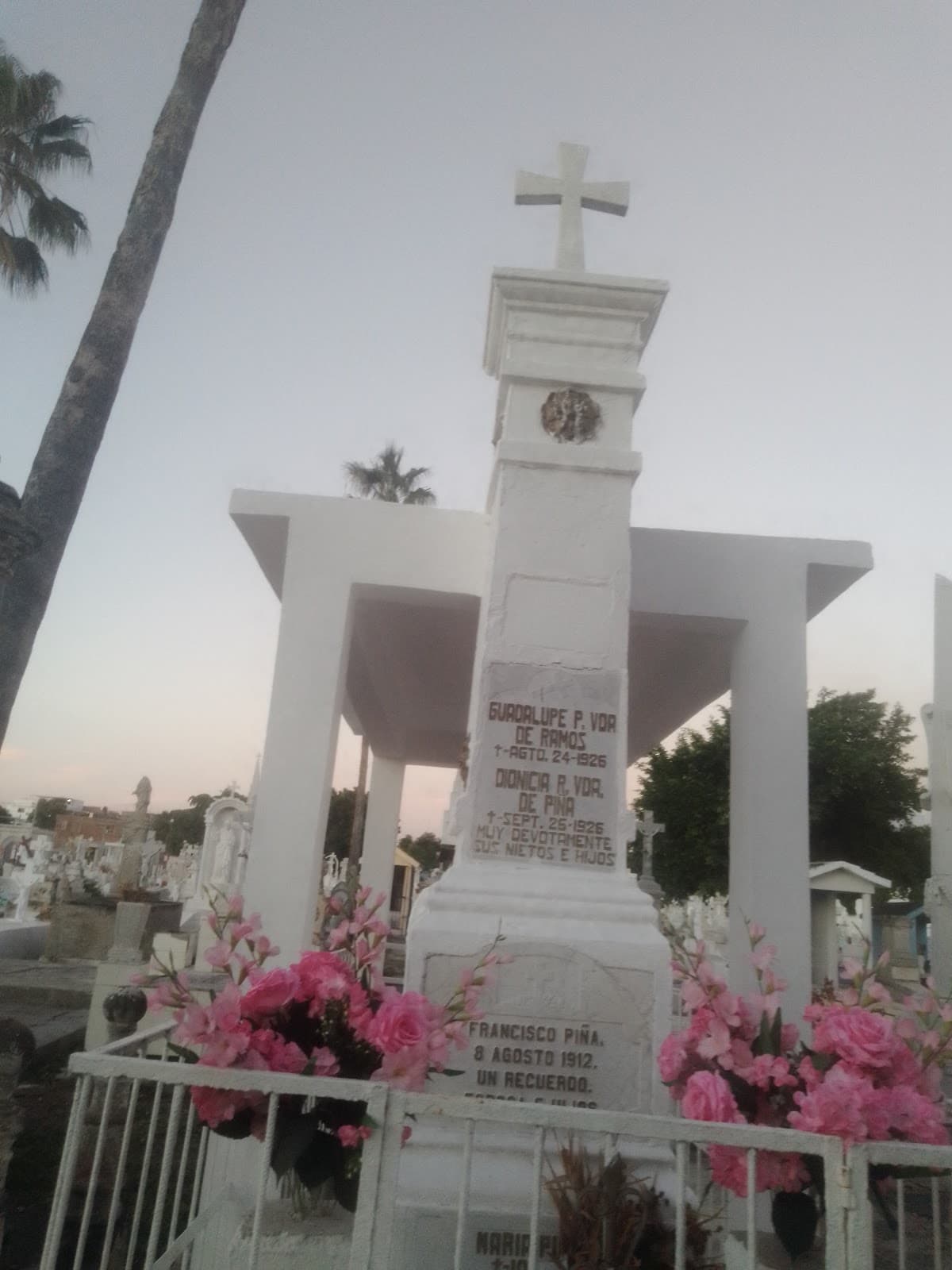 Panteón Municipal No 2 - Image 1